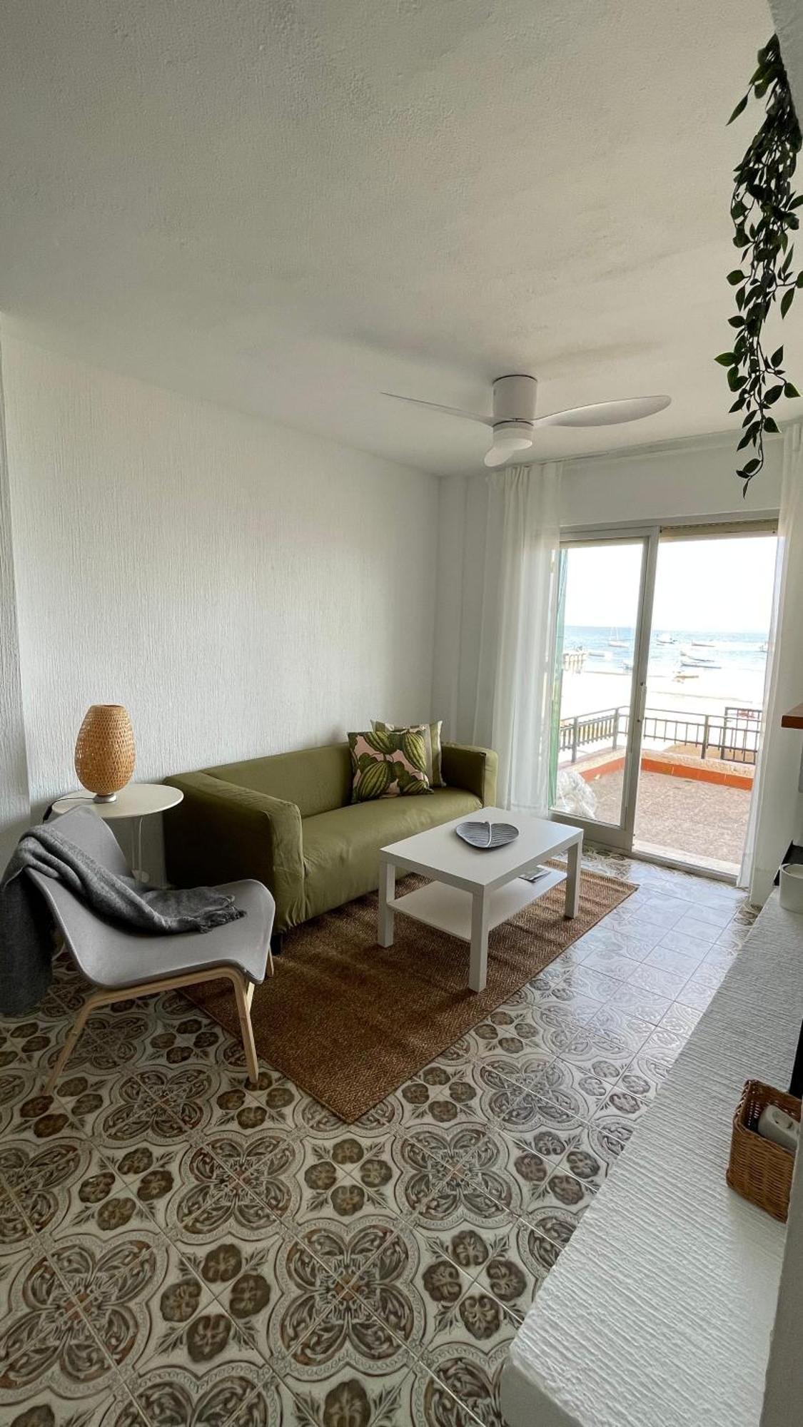Charming Beachfront Apartment Мурсія Екстер'єр фото